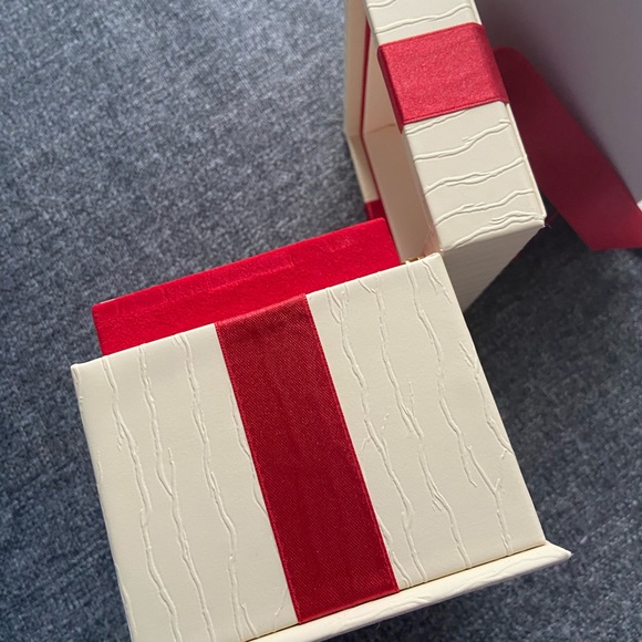 Omega Watch Box - Picture 4 of 8